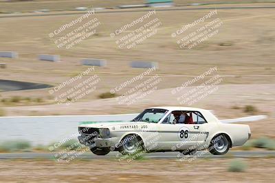 media/May-07-2022-Cobra Owners Club of America (Sat) [[e681d2ddb7]]/White/Session 3 (Turn 3)/